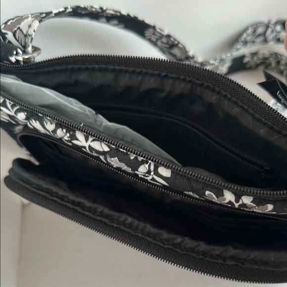 Vera Bradley Black and White Crossbody Bag with Floral Pattern - Picture 5 of 6